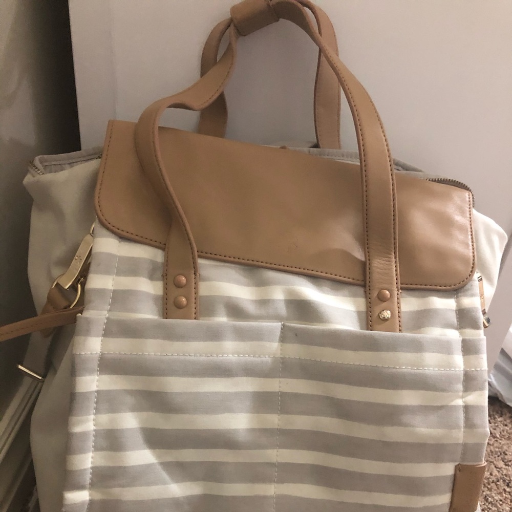 skip hop high line convertible diaper bag